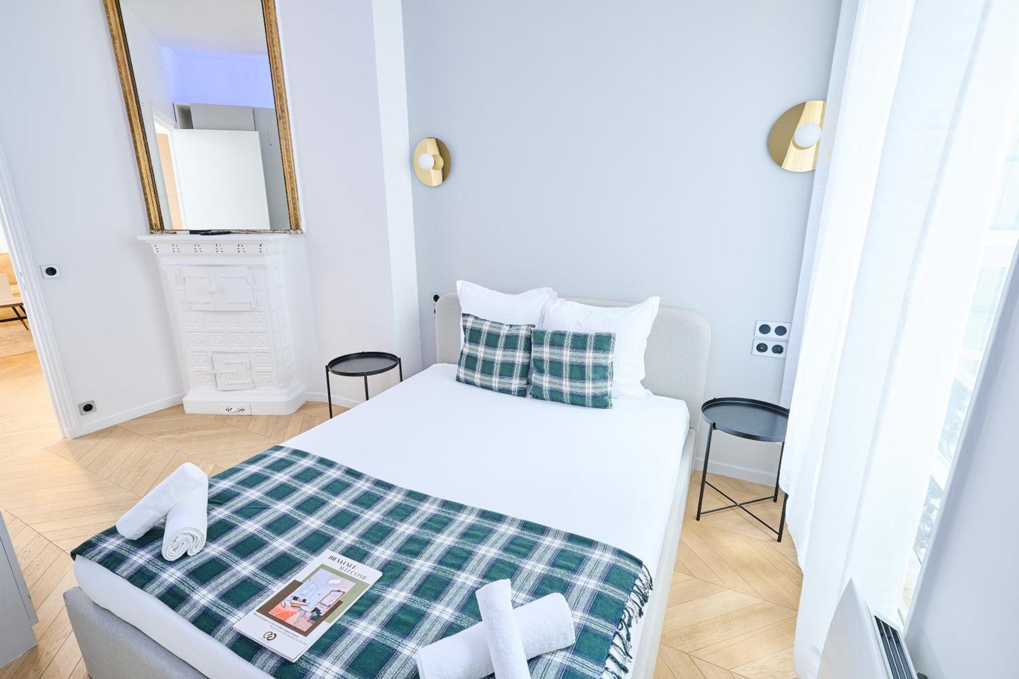 Champs Elysees!Montaigne, New Luxurious 6Pers Flat Paris Exterior foto